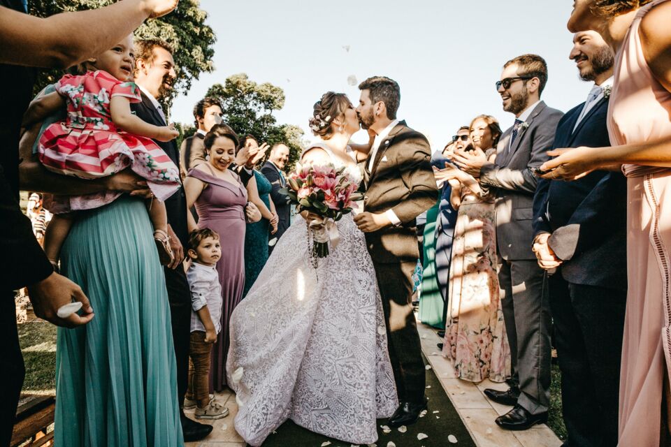 Pexels - Photo d'illustration - Malgré les mariages grandioses affichés sur les réseaux sociaux avec des salles de réception impressionnantes, des études révèlent que l'ampleur d'une cérémonie n'est pas nécessairement indicatrice de la durabilité d'une union.
