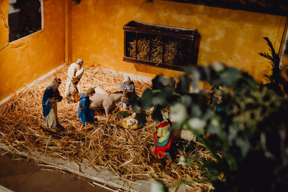 La crèche de Noël, une tradition bien vivante qui s'invite dans nos réceptions - ABC Salles