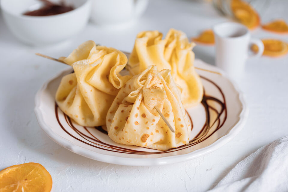 Adobe Stock - Photo d'illustration - Les crêpes s'intègrent parfaitement à tout type d'évènement pour offrir une touche gourmande et conviviale. Que ce soit lors d'un mariage élégant, d'une fête d'anniversaire animée ou d'un événement d'entreprise, les crêpes apportent une note savoureuse et originale à toute occasion.
