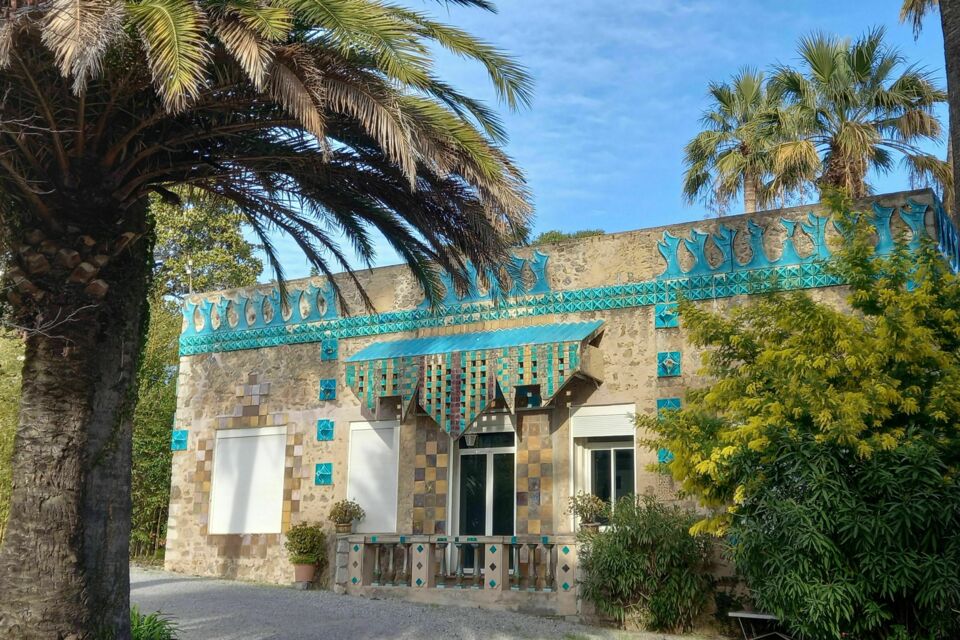 ABC Salles - La villa Turquoise dispose d'une superficie totale de 180 m².