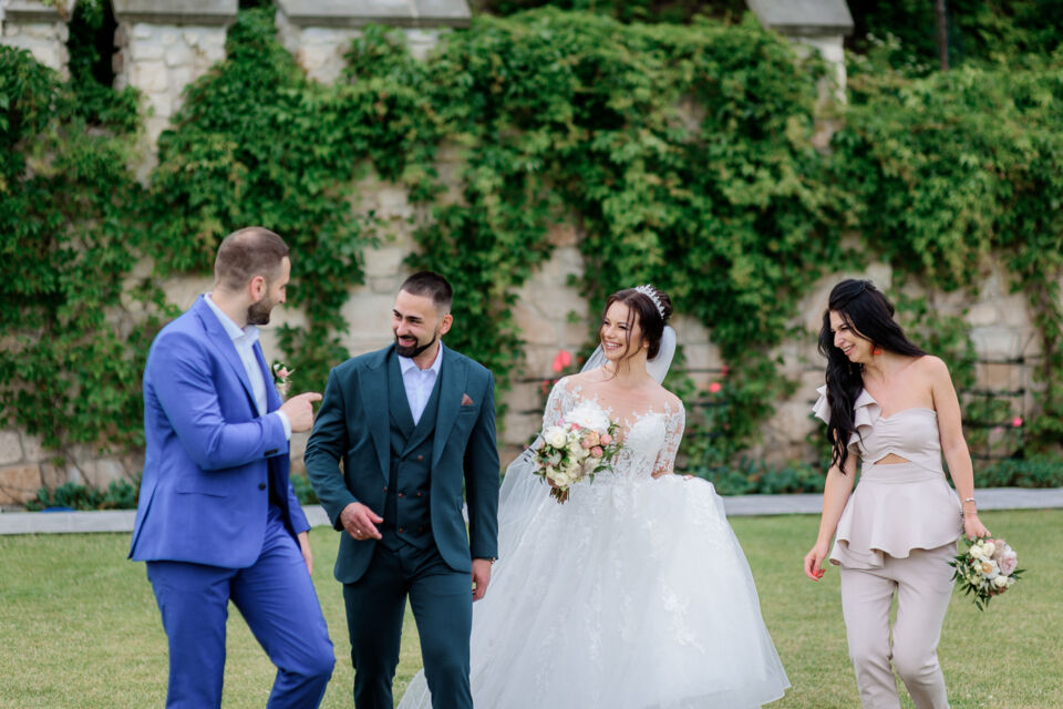 Freepik - Photo d'illustration - Une bonne organisation d'un mariage demande une bonne répartition des rôles.