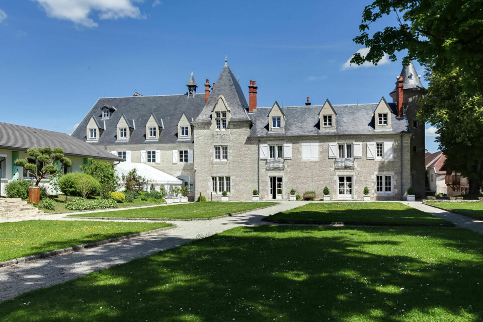 ABC Salles - Espace Beltane - Ce château vous reçoit dans un cadre luxueux et raffiné dans l'une des plus belles régions françaises pour célébrer vos mariages, événements professionnels et privés en toute élégance.