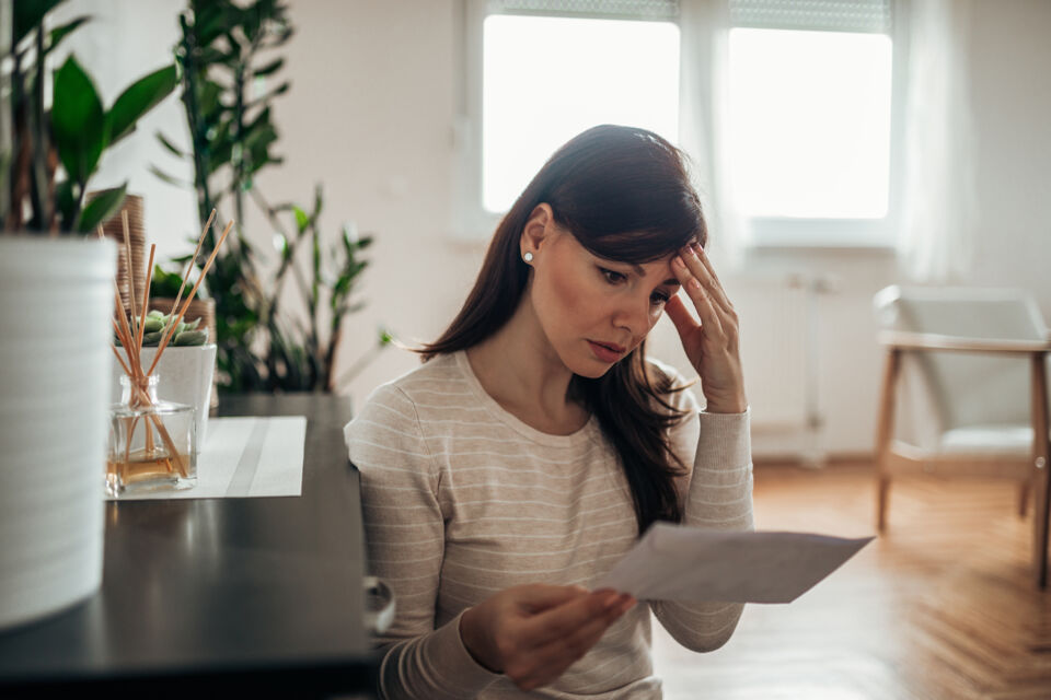 Adobe Stock - Photo d'illustration - En cas de non-réponse à votre invitation dans les délais, vous pouvez informer vos invités qu'ils ne seront malheureusement pas présents grâce à une 