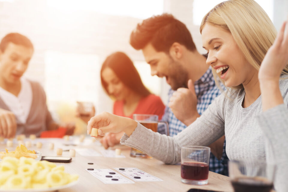 Adobe Stock - Photo d'illustration - Fédérateur, le lolo est un jeu populaire qui plait à des millions de Français. Si bien que certains peuvent aller jusqu'à lui faire une place de choix dans l'animation de leurs événements.
