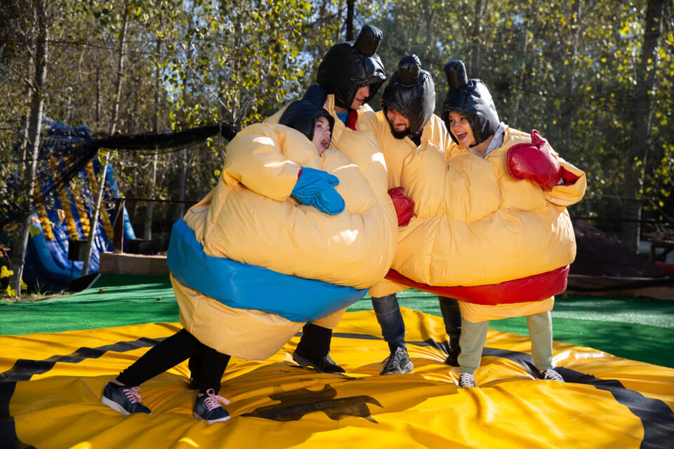 Adobe Stock -  Photo d'illustration - Le sumo, reconnu sous le terme de sumotori en France, est un art martial ancestral venue du Japon. Il s'intègre subtilement dans nos fêtes pour les animer et les embellir. 