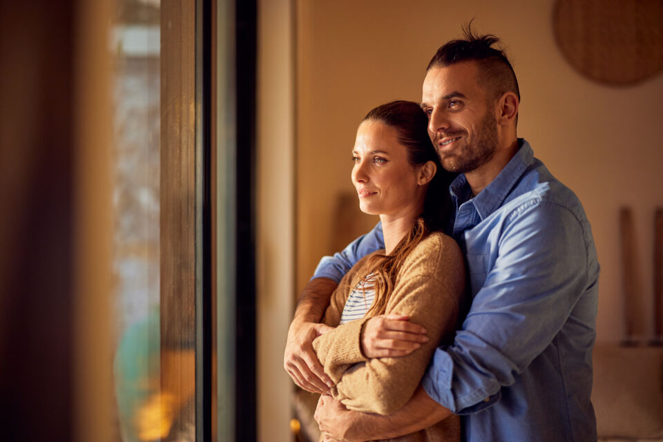 Adobe Stock - Photo d'illustration - Il est norma que les amoureux se posent des questions, notamment au sujet de la pension de réversion. Lequel du pacs ou du mariage est le plus avantageux ?