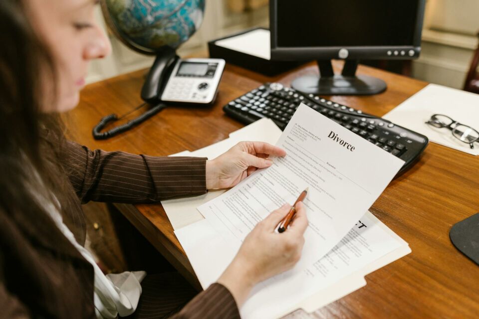 Pexels - Photo d'illustration - Le divorce à l'amiable reste sans doute la solution à privilégier lorsque les couples se séparent. Il est donc nécessaire de connaitre les démarches à suivre pour se séparer dans les meilleures conditions possible.
