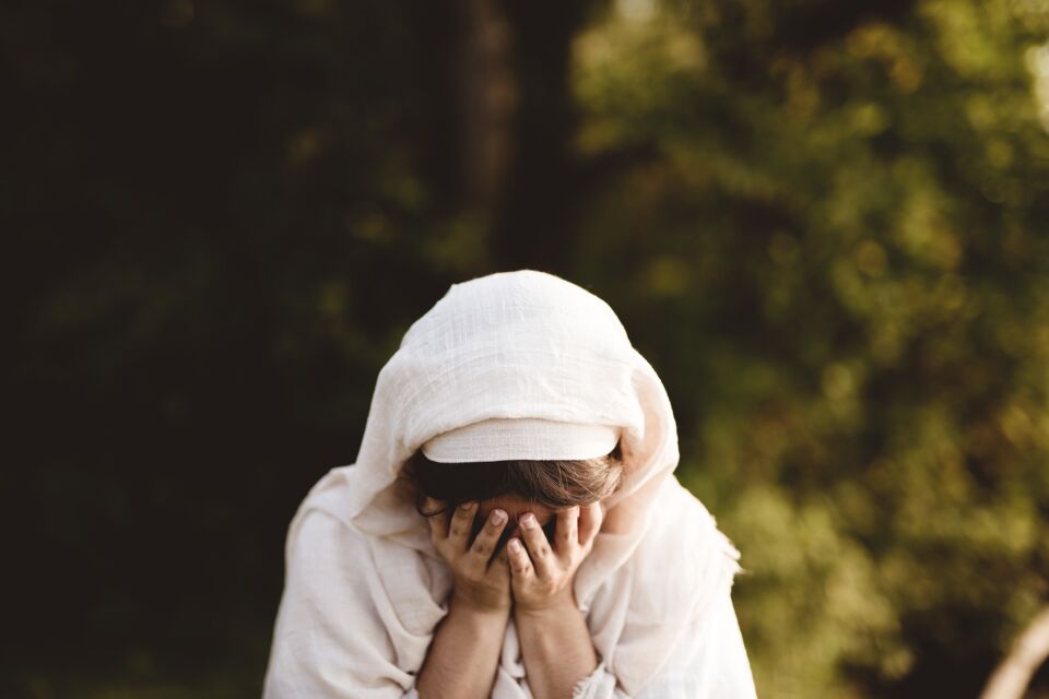 Freepik - Photo d’illustration -  Les étapes du divorce pour mettre fin à un mariage musulman incluent la prononciation du Talaq, la période d'attente appelée Iddah, et parfois la médiation par un conseil islamique.