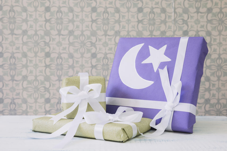 Pexels - Photo d'illustration - Il convient, pour gâter de jeunes époux mariés dans la foi musulmane, de leur offrir des cadeaux originaux et qui respectent les valeurs et traditions islamiques tout en étant innovants.