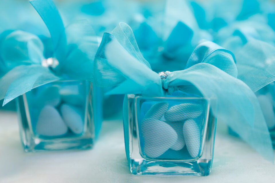 Adobe Stock - Photo d’illustration - Les dragées en tant que faveurs de mariage sont sont une façon élégante et traditionnelle de remercier vos invités pour leur présence et de leur laisser un souvenir sucré de votre journée spéciale.