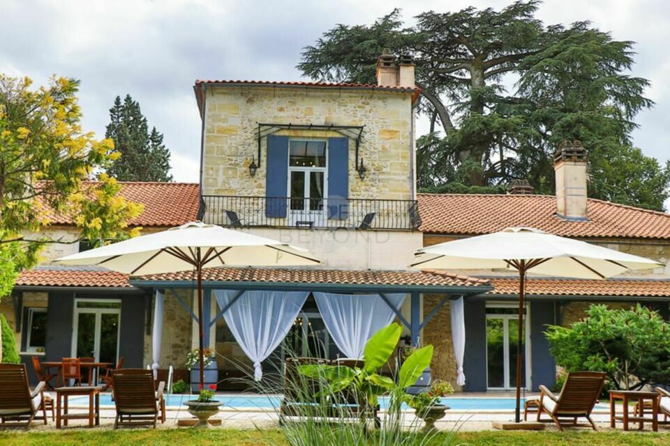 ABC Salles – DR – Au Château la Moune Villa des Anges, vous pourrez profiter d’un cadre naturel splendide et plusieurs fois centenaire pour festoyer avec vos proches en plein air ou en salle spécialement aménagée pour l’occasion. 