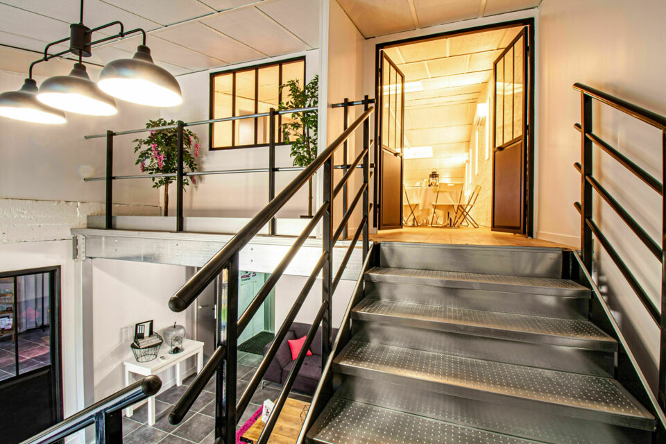 ABC Salles – DR - Le Loft By Events, avec son style industriel branché et son ambiance chaleureuse, est l'endroit idéal pour des rassemblements inoubliables à seulement quelques minutes de la capitale. 