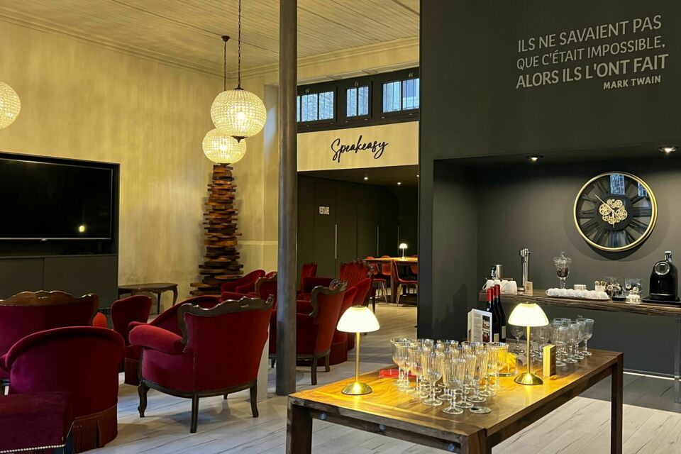 ABC Salles – DR – Au cœur de Pau, Le Loft, établissement bien équipé, est prêt à accueillir vos proches comme si vous étiez chez vous, pour célébrer un événement qui vous qui compte pour vous. 