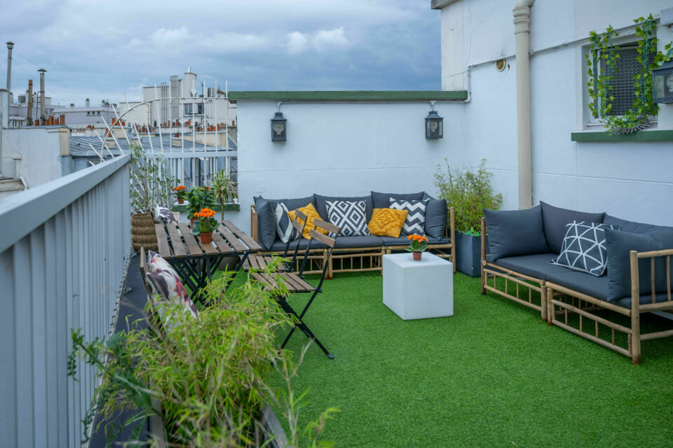 ABC Salles – DR - L'Appart Terrasse des Champs, un espace lumineux et modulable avec terrasse, idéal pour des rassemblements intimes ou festifs au cœur de Paris. 