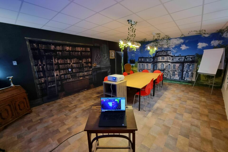ABC Salles - droits réservés - Team Break à Alençon dispose de diverses salles thématiques pour une expérience d’escape Game amusante et engageante entre amis, en famille ou entre collègues.
