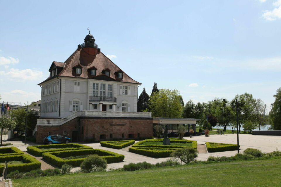 ABC Salles – DR - La Villa Schmidt, bâtisse centenaire en bordure du Rhin, vous accueille dans un cadre historique et enchanteur, idéal pour des événements empreints de magie. 