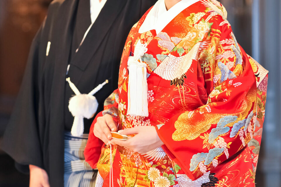 Adobe Stock - Photo d'illustration - L'uchikake, avec ses motifs détaillés, ses broderies minutieuses et son symbolisme riche, incarne l'âme du Japon, alliant passé et présent dans une parfaite harmonie.