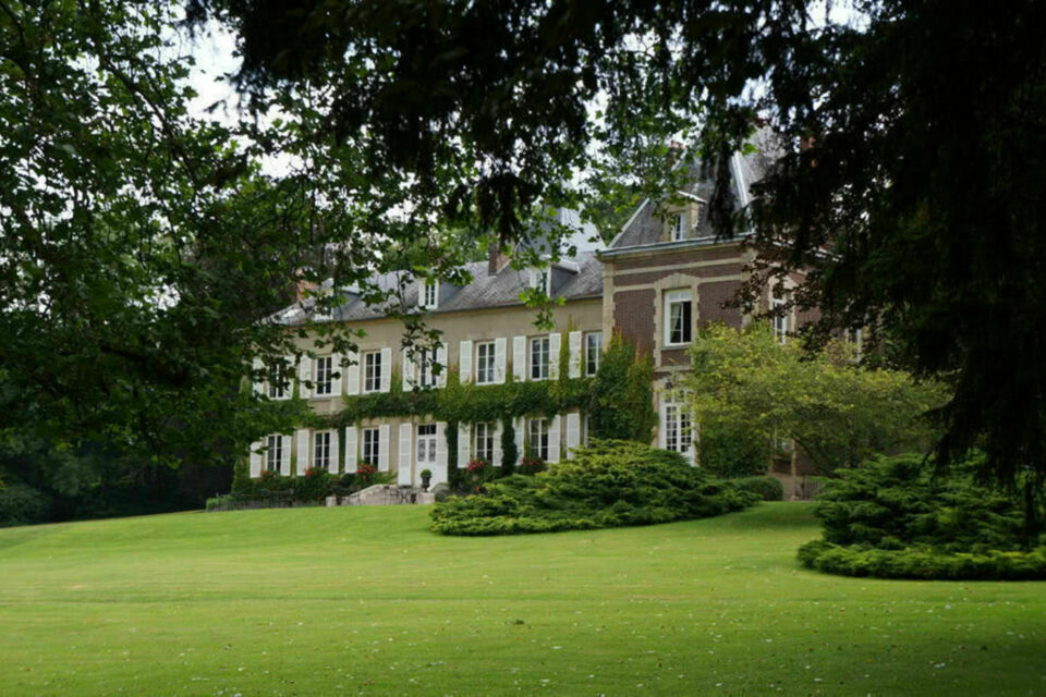 ABC Salles – DR - Au cœur du Vexin Français, le Château de Reilly mêle charme historique et élégance contemporaine, idéal pour des événements inoubliables dans un cadre verdoyant. 