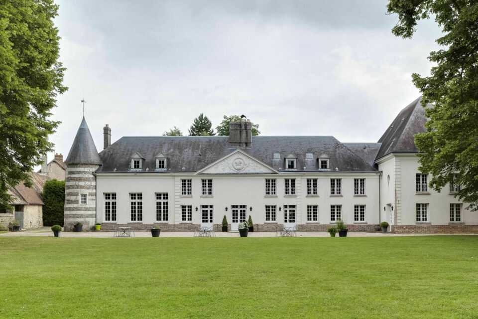 ABC Salles - DR - Le Château de Beauchêne, lieu d'exception en Normandie, offre son charme authentique et ses espaces élégants pour des mariages intimes ou grandioses. 