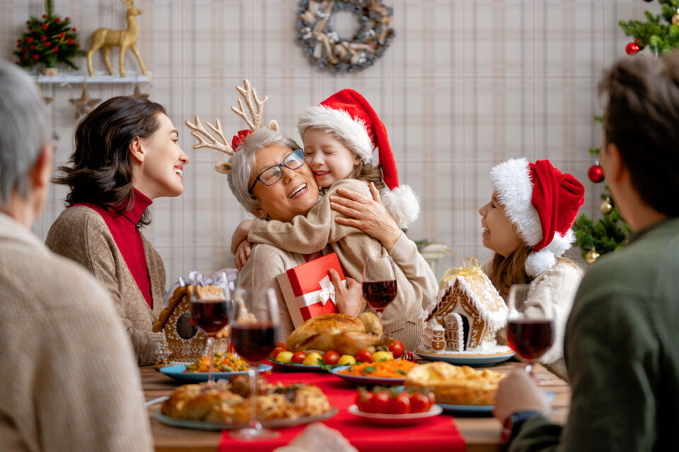 Adobe Stock - Photo d'illustration - De la danse tribale aux toasts d’un mariage, les rituels festifs, qu’ils soient sacrés ou profanes, marquent nos vies et donnent du sens à nos moments importants à travers les cultures et les époques.