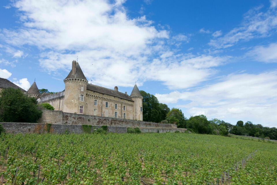 ABC Salles – DR - Majestueux et chargé d’histoire, le Château de Rully offre un cadre enchanteur pour célébrer votre union et tous vos temps forts, dans un cadre bucolique et raffiné en Bourgogne.