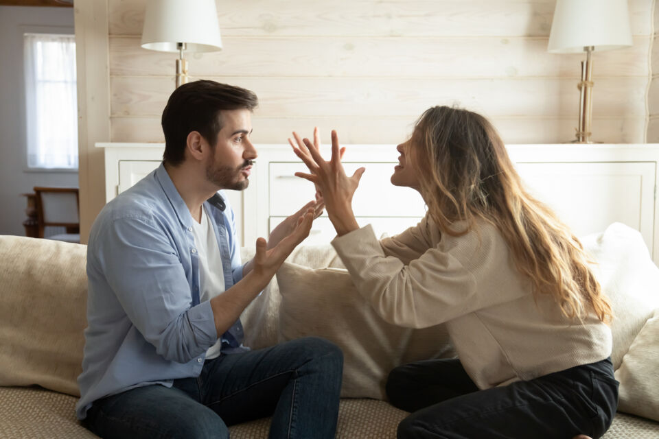 Adobe Stock - Photo d'illustration - Bien que la rupture soit désormais plus acceptée socialement, elle demeure une épreuve douloureuse, et comprendre les facteurs qui y mènent est essentiel pour les couples souhaitant construire une relation durable.