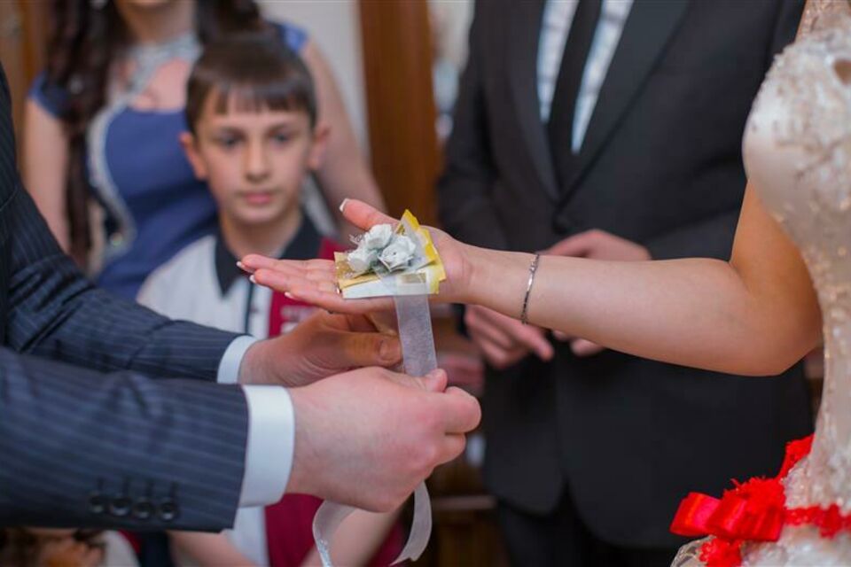 Adobe Stock - Photo d'illustration - Un mariage azerbaïdjanais, c'est bien plus qu'une union de deux personnes : c'est la fusion de deux familles, une célébration des valeurs culturelles et spirituelles, et des rituels profondément ancrés dans la tradition.