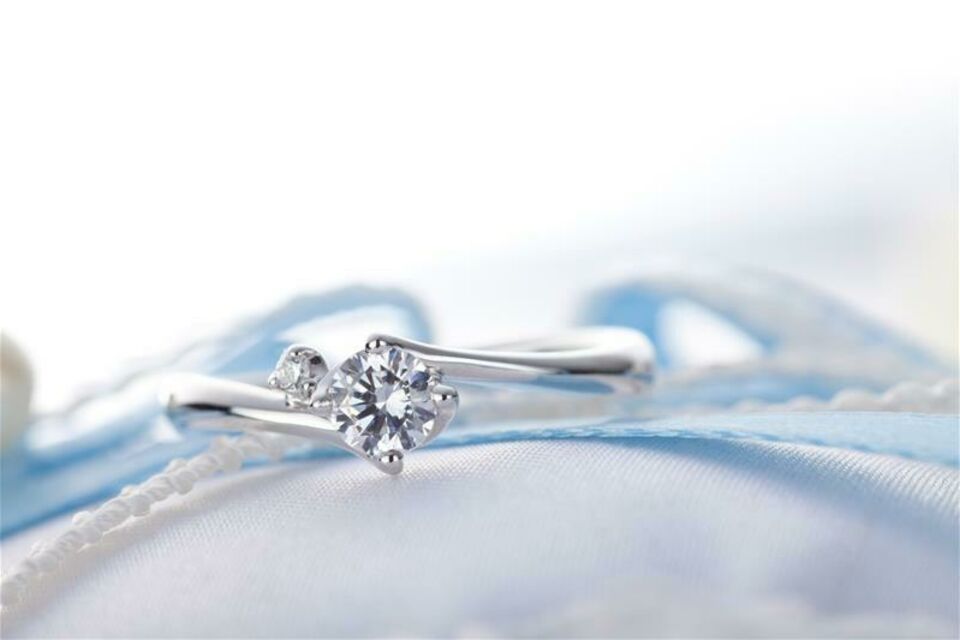 Adobe Stock - Photo d'illustration Une bague classique et intemporelle ou une création moderne et audacieuse, la 