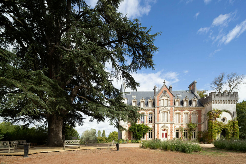 ABC Salles – DR - Avec ses salons élégants, son parc spacieux et ses installations modernes, le Château de la Pouyade allie histoire et raffinement pour créer des moments mémorables. 