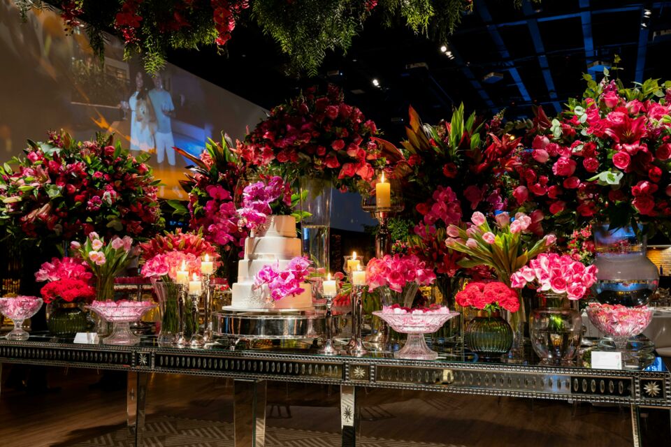 Pexels - Photo d'illustration - Pour un mariage réussi, le timing est essentiel lorsqu'on choisit des fleurs fraîches. Planifier à l'avance vous assure que vos fleurs restent splendides tout au long de votre fête nuptiale !