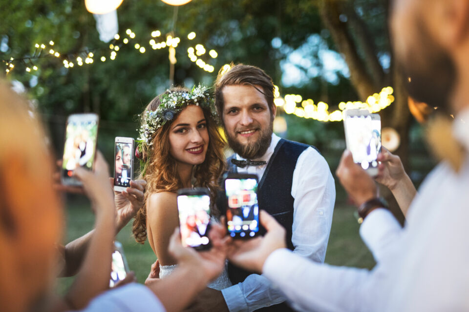 Adobe Stock - Photo d'illustration - Si les téléphones d'aujourd'hui favorisent les rencontres amoureuses, ils sont aussi de véritables tue-l'amour... à l'origine de divorces en raison du manque de communication au sein des couples.