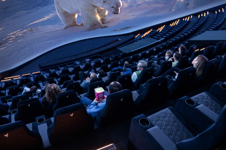 ABC Salles - DR - Pathé La Géode : un écran géant de 18,5 mètres pour des projections spectaculaires.