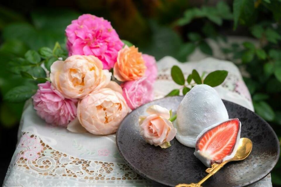 Adobe Stock - Photo d'illustration - Les wagashi, délices japonais traditionnels, sont des incontournables lors des mariages au Japon.