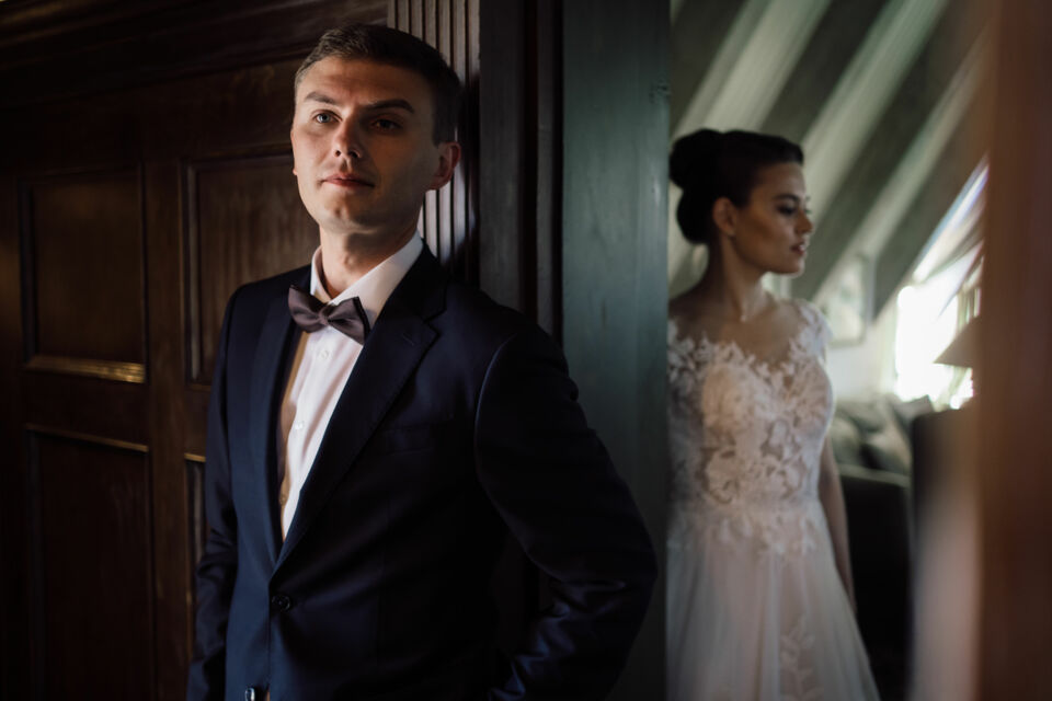 Adobe Stock - Photo d'illustration - Un nouveau mariage, une nouvelle famille : entre mémoire du passé et ouverture vers l’avenir, l’amour se tisse à nouveau dans le respect des liens et des histoires partagées.