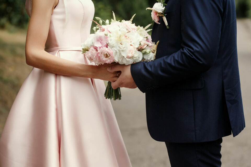 Adobe Stock -  Photo d'illustration -  Un mariage entre deux classes sociales peut, malgré les étiquettes, rester profondément authentique, porté par l’amour et le respect des différences.