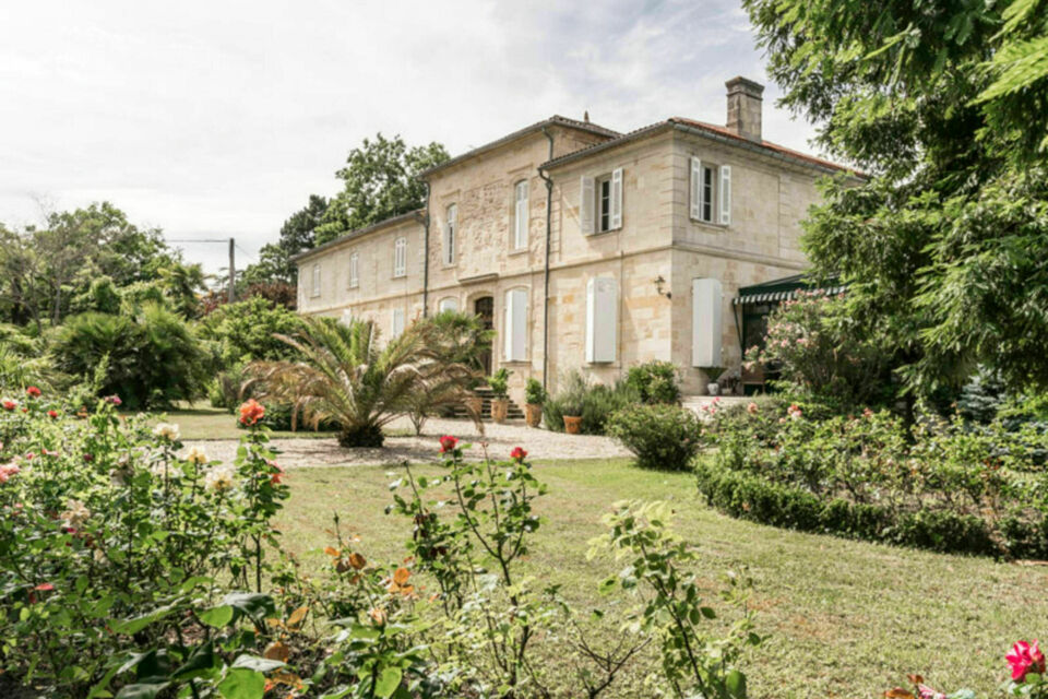 ABC Salles - DR - Organisez votre mariage au Château Pontac-Lynch à Margaux, un lieu d’exception alliant charme historique, vignobles prestigieux et prestations haut de gamme pour une réception inoubliable.