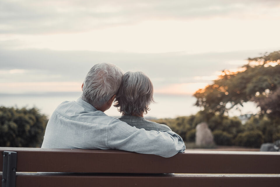 Adobe Stock - Photo d'illustration - Les noces d'or marquant vos cinquantième anniversaire de mariage est une occasion spéciale et le choix des cadeaux pour célébrer cet événement doivent être exceptionnels.