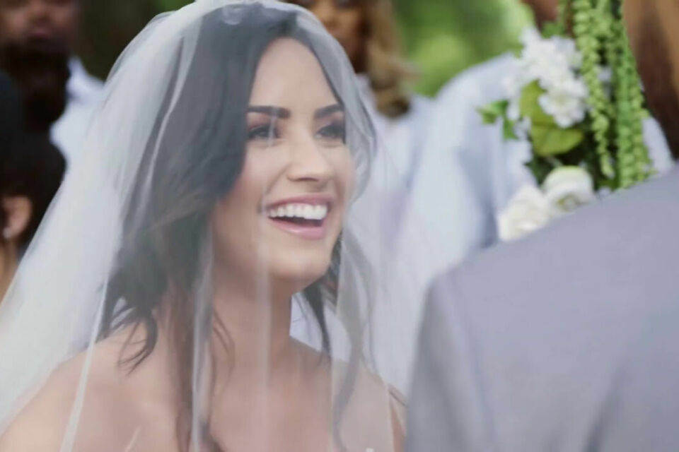 Licence Creative Commons - Photo d'illustration - Demi Lovato s’est mariée le 25 mai 2025 en Vivienne Westwood, dans une robe de mariée artistique et anticonformiste à Santa Barbara.