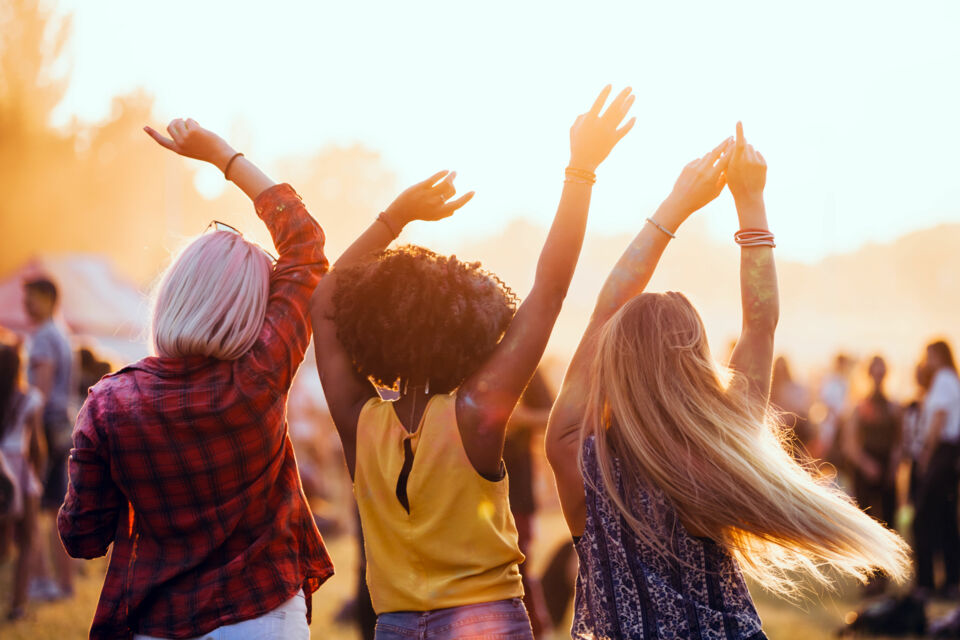 Adobe Stock - Photo d'illustration - Les violences sexistes en milieu festif concernent aussi les événements privés et professionnels.