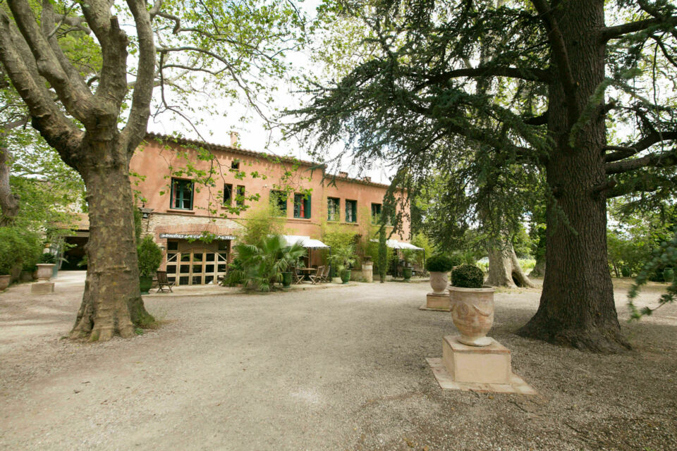 ABC Salles – DR - Le Château Las Collas, joyau des Pyrénées-Orientales, propose un cadre raffiné et bucolique pour des instants précieux et des réceptions d’exception.