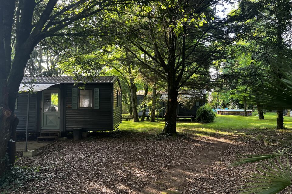 ABC Salles – DR - À Sainte-Gemme-la-Plaine, le Manoir Le Mingreaud offre un cadre champêtre et apaisant, parfait pour une ambiance grillades conviviale entre jardin, terrasse et nature généreus 