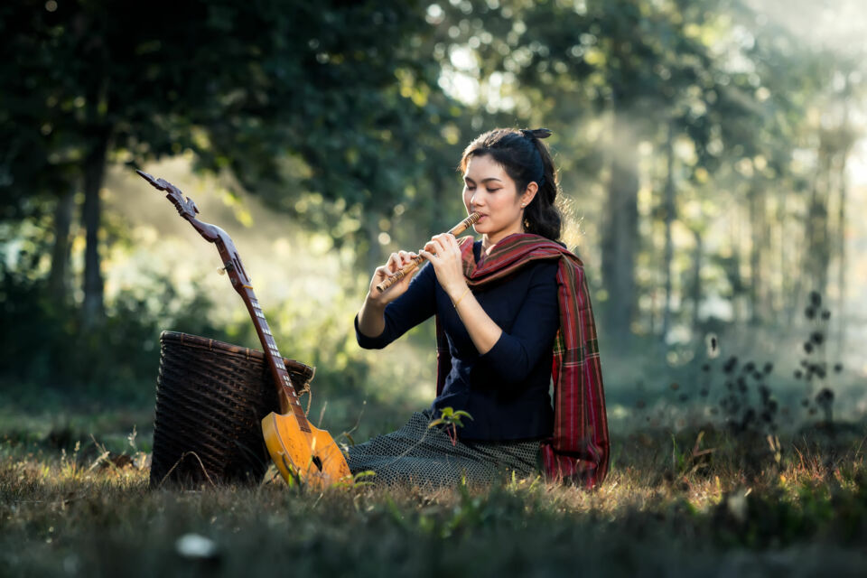 Adobe Stock - Photo d'illustration -&nbsp;&nbsp;Le ney, flûte mystique au souffle sacré, accompagne les mariages soufis en élevant les âmes. Son chant relie les cœurs dans une transe spirituelle, célébrant l’amour comme voie divine.