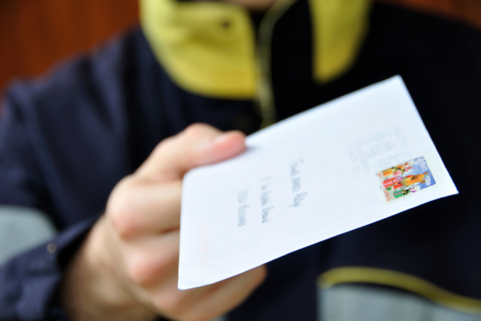Adobe Stock - Photo d’illustration - L’art de l’invitation et de la réinvitation célèbre la délicatesse des liens humains, où chaque geste renouvelle l’élan du partage, tisse la mémoire collective et ravive l’hospitalité sincère.