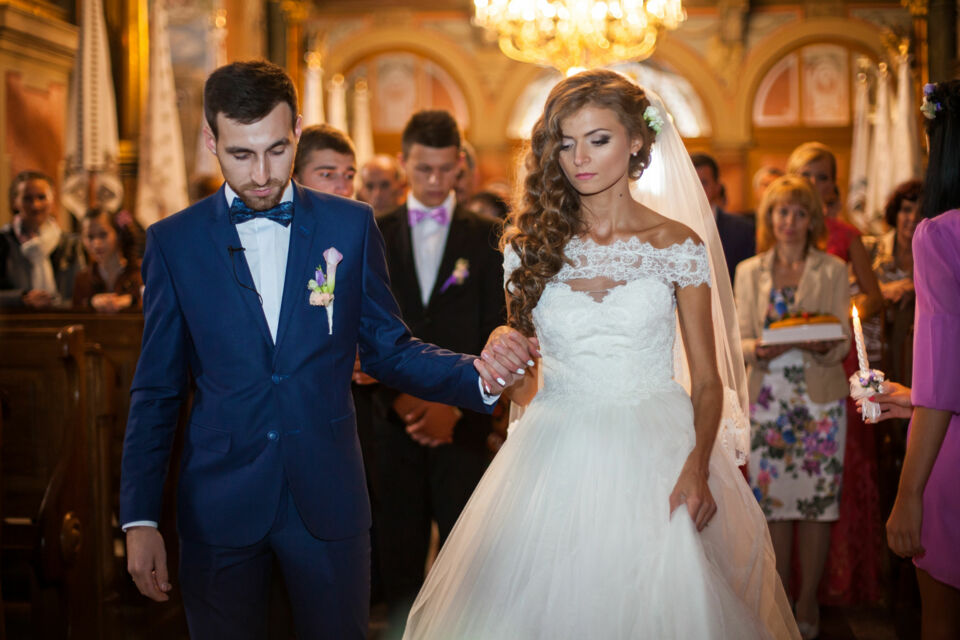 Adobe Stock -&nbsp; Photo d'illustration -&nbsp;&nbsp;Bien que les mariages grecs et chypriotes partagent des racines orthodoxes et des rituels communs, es noces chypriotes se distinguent par une forte empreinte communautaire. 