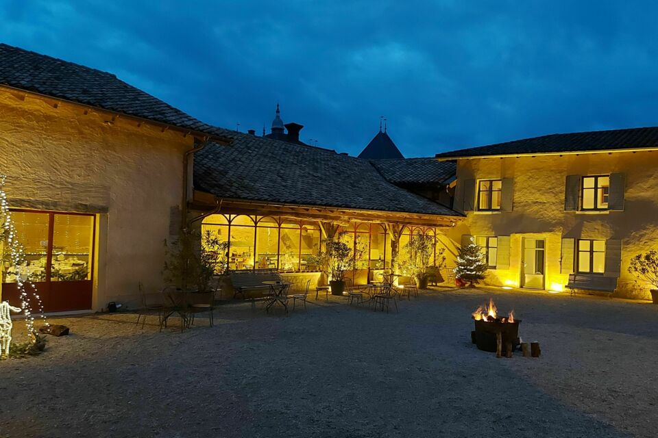 ABC Salles – DR - Niché au cœur du Val de Saône, le Domaine d’Amareins conjugue nature préservée et espaces grandioses, avec plus de 1 200 m² modulables pour mariages, séminaires et célébrations d’exception. 