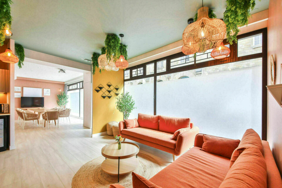 ABC Salles – DR – Situé au 12 arrondissement de Paris, friends Montparnasse est un espace de réception au style résolument urbain, où le design contemporain s’exprime à travers des volumes épurés.