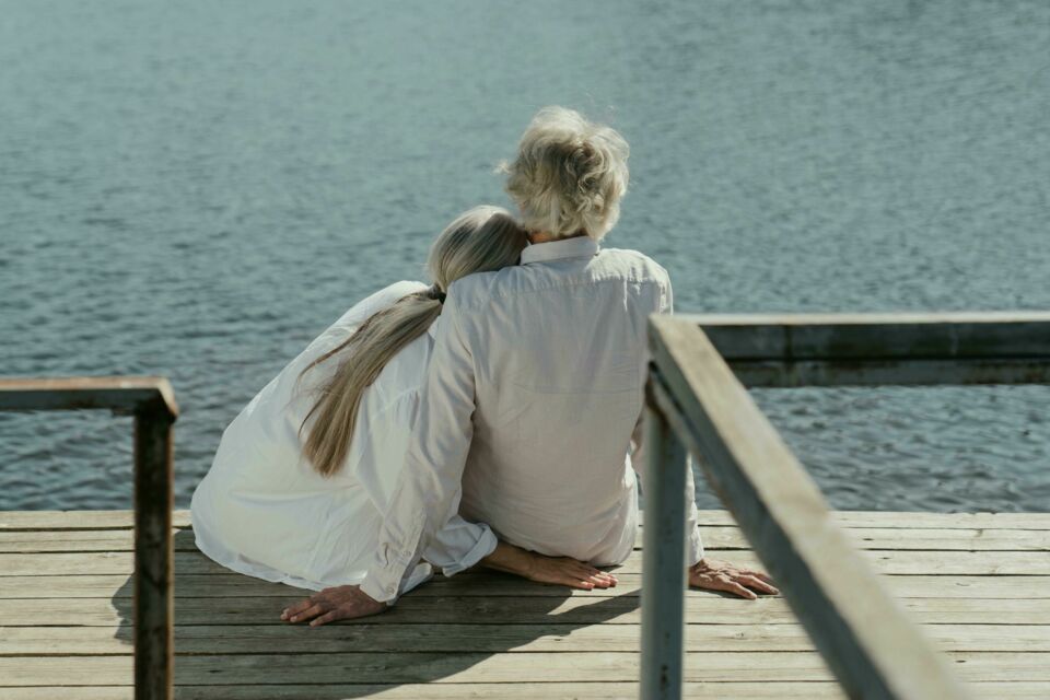 Pexels - Photo d'illustration - Les noces de rubis, c'est 35 ans d’amour, de complicité et de souvenirs partagés : un voyage à deux tissé de tendresse, de défis surmontés et de rires sincères.