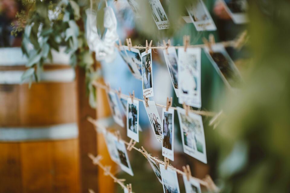 Pexels -&nbsp; Photo d'illustration -&nbsp;&nbsp;Les lieux de réception réutilisent les photos de mariage pour valoriser leur décor, illustrer leur offre et séduire de futurs clients via leurs supports de communication, réseaux sociaux ou sites web.