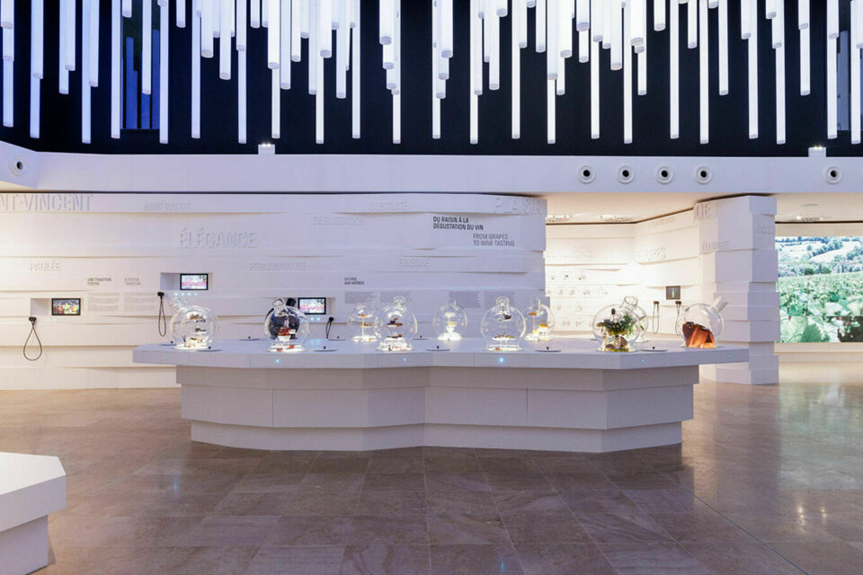 ABC Salles – DR - La Cité des Climats et Vins à Mâcon est un lieu culturel et événementiel moderne, situé au cœur du vignoble bourguignon, idéal pour organiser des événements professionnels dans un cadre inspirant. 