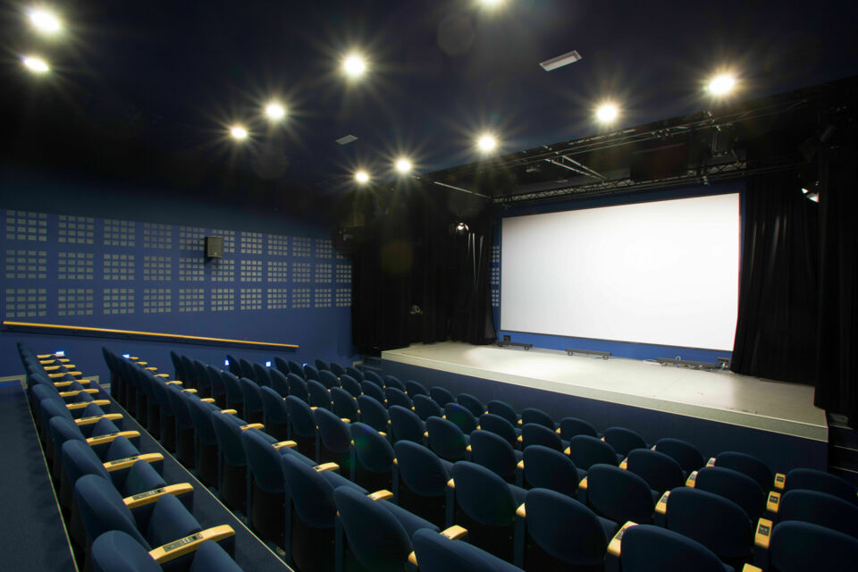 ABC Salles - DR - Avec son architecture singulière du Vaisseau à Strasbourg, le Vaisseau auditorium et espaces d'exposition pour des conférences et workshops d'envergure offre un cadre prestigieux à vos événements d’entreprise